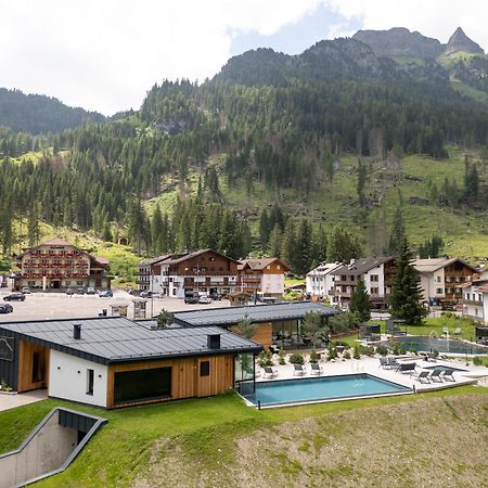 Hotel Majon Miramonti Canazei Exterior foto
