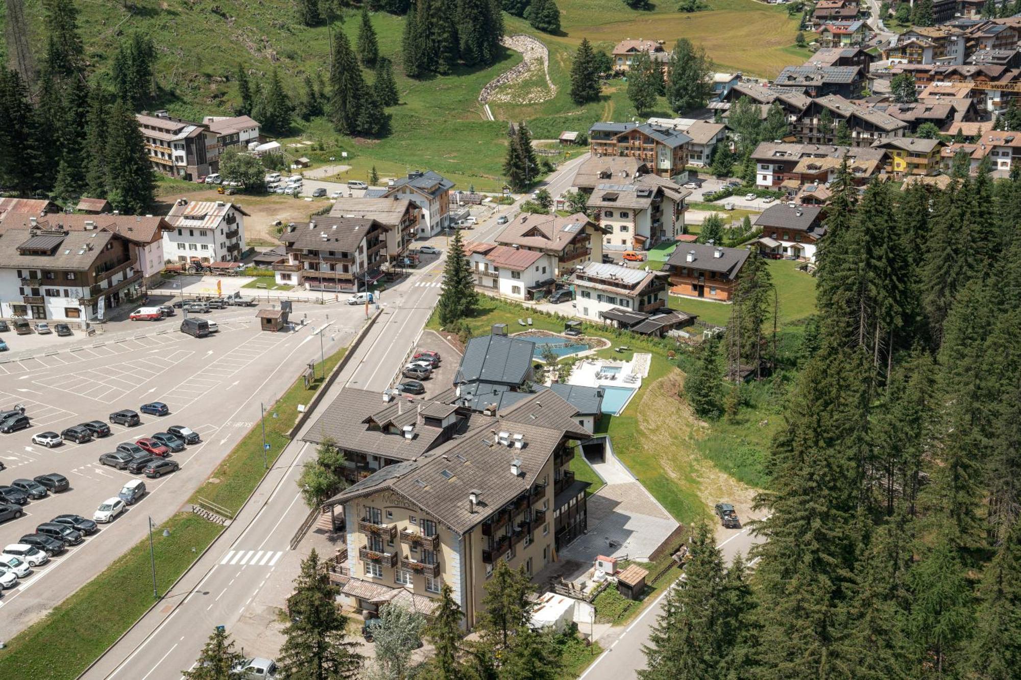 Hotel Majon Miramonti Canazei Exterior foto