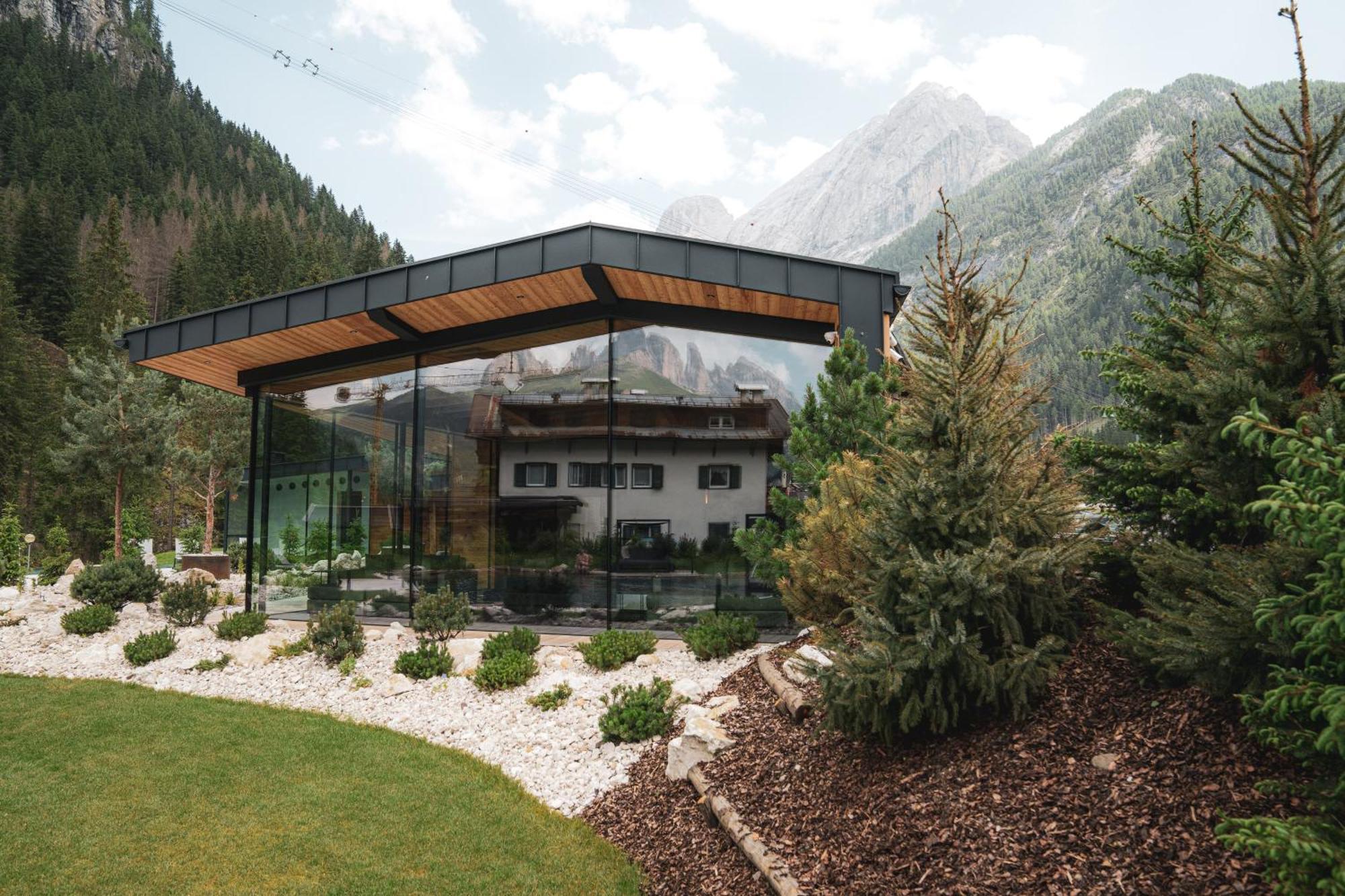 Hotel Majon Miramonti Canazei Exterior foto