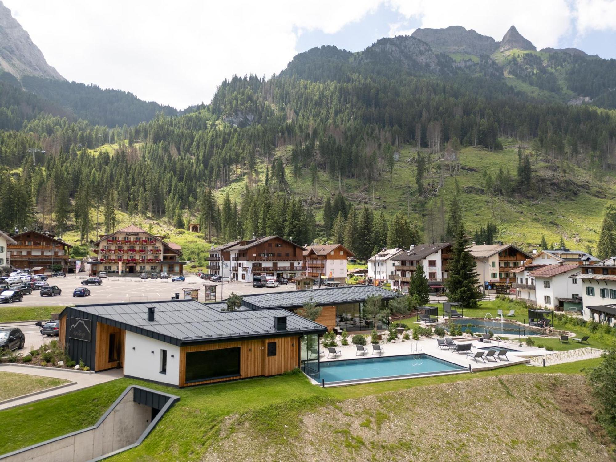 Hotel Majon Miramonti Canazei Exterior foto